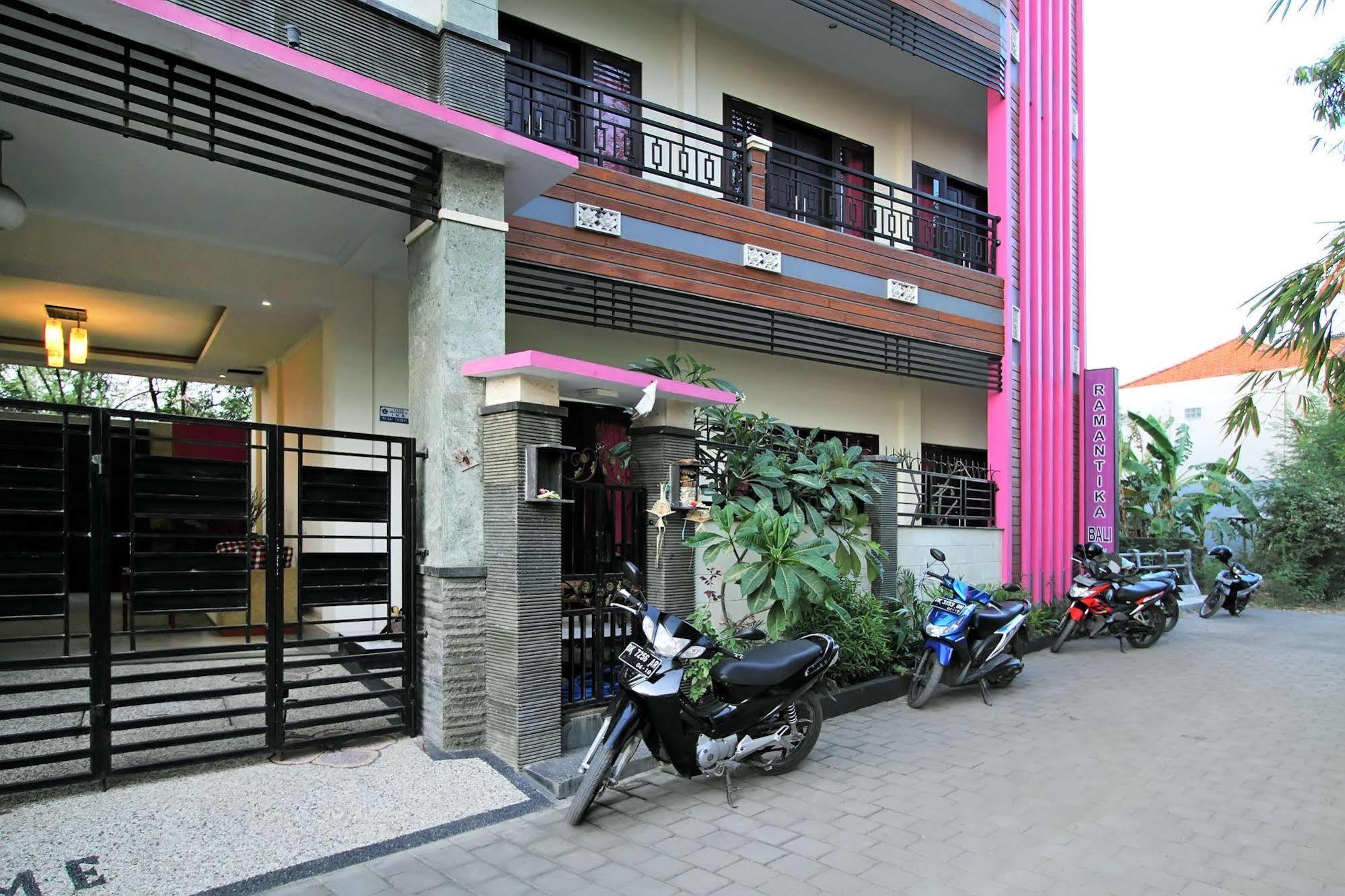 فندق Ramantika Bali House جيمباران المظهر الخارجي الصورة